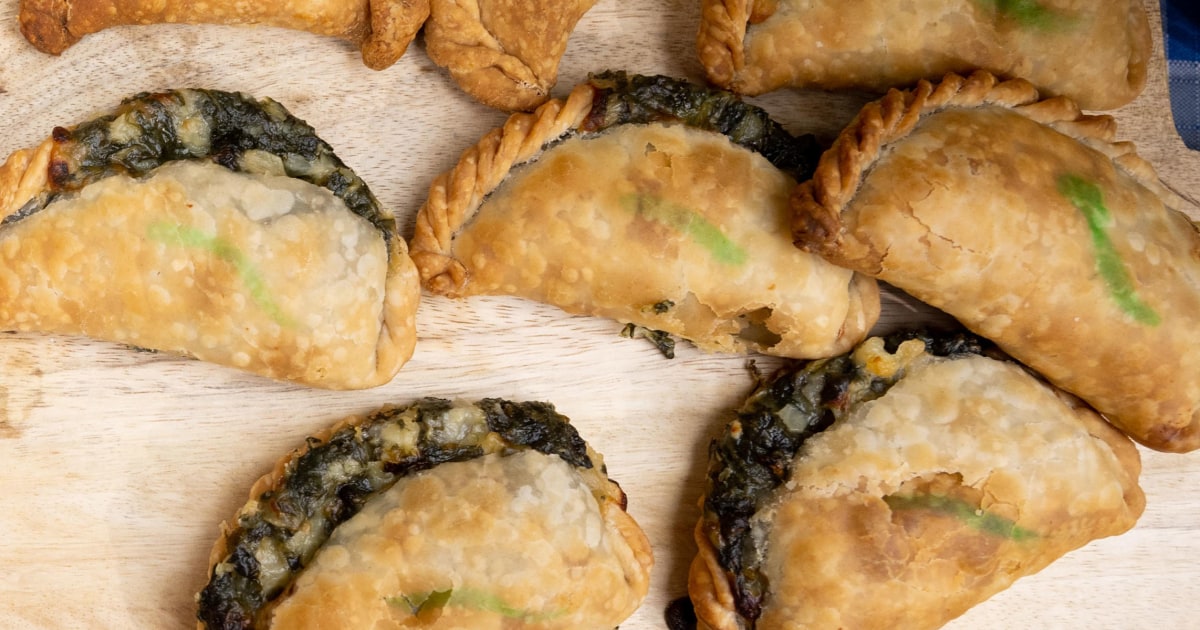 Spinach and Cheese Empanadas Recipe