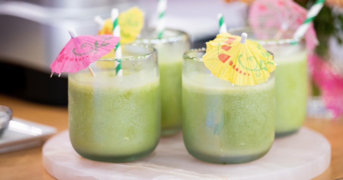 PineappleCoconut Green Smoothie Recipe