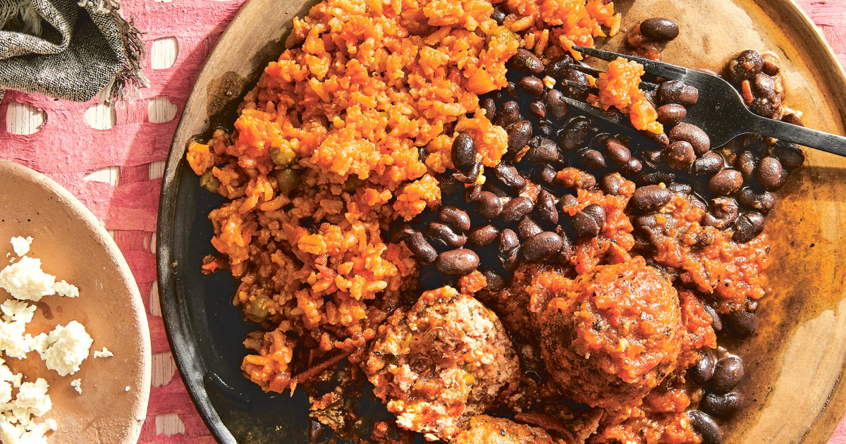 Albóndigas en Chipotle (Chipotle Meatballs) Recipe