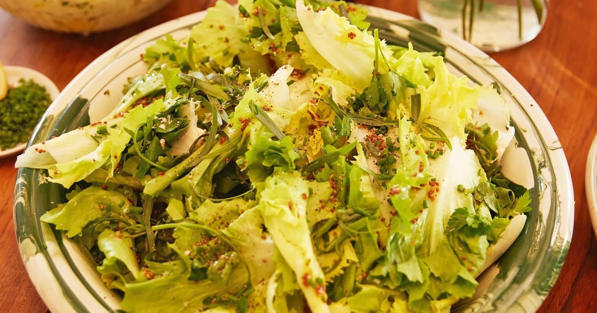 Alison Roman's Bitter Leafy Salad Recipe