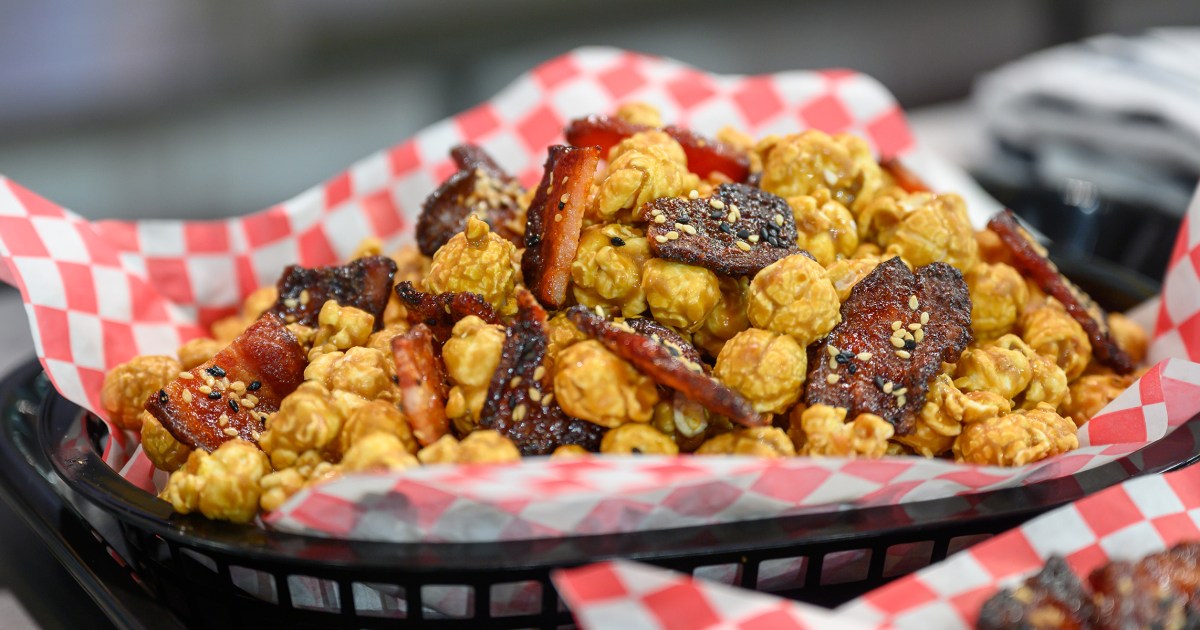 Valerie Bertinelli's Brown SugarSriracha Bacon Bites Recipe