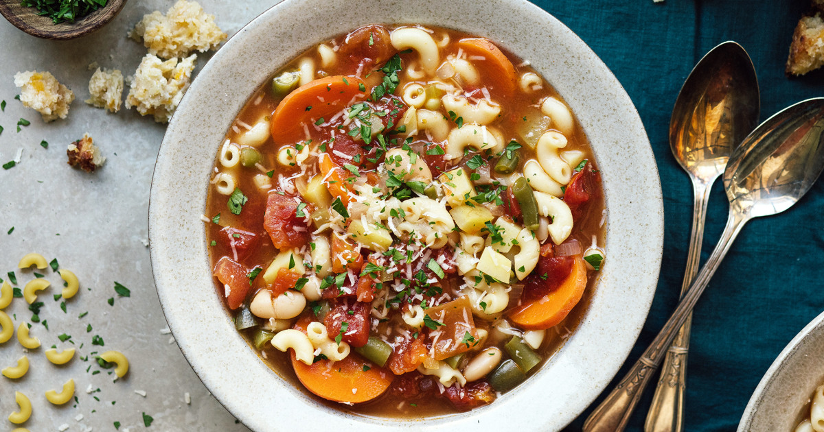 Slow-Cooker Minestrone Soup Recipe