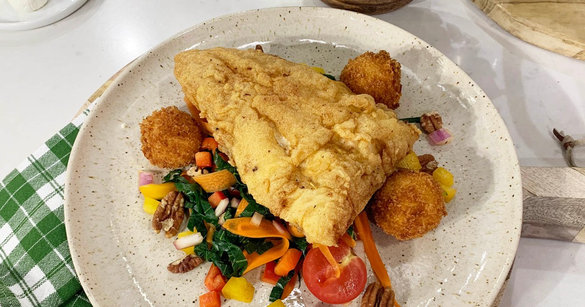 Collard Greens Salad with Fried Catfish