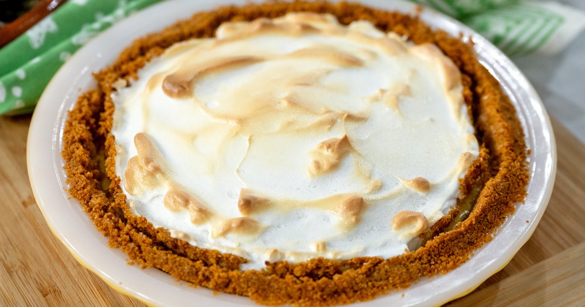 Lemon Meringue Icebox Pie