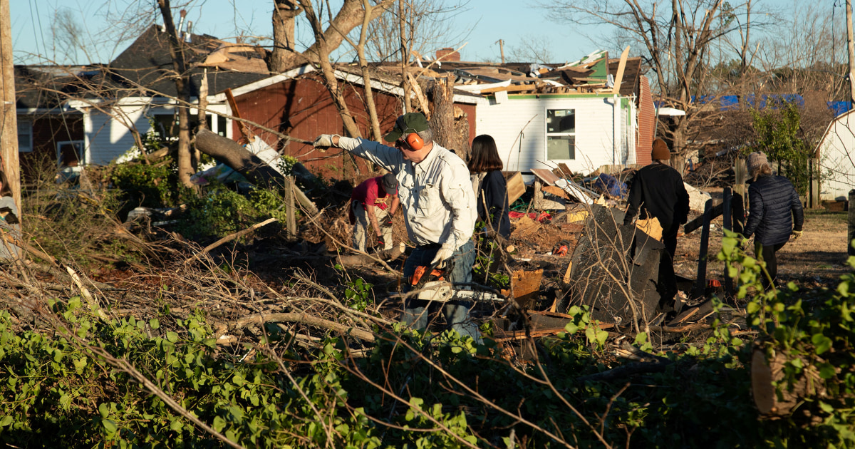 How to help tornado victims throughout Kentucky
