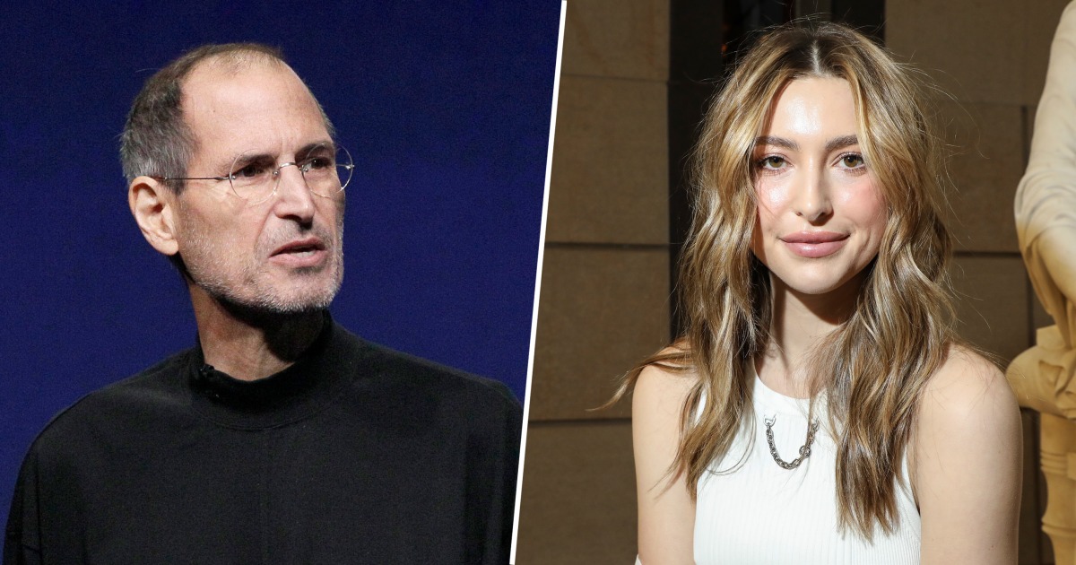 Steve Jobs' Daughter Announces Modeling Contract Wearing Black Turtleneck