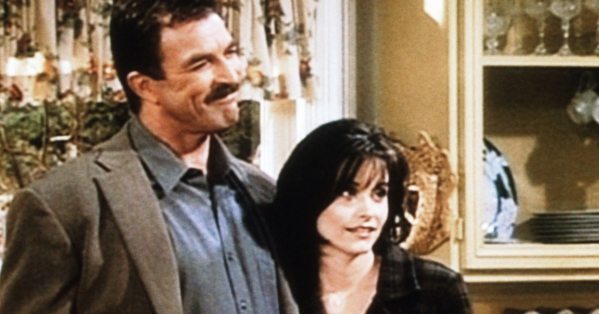 Courteney Cox Reveals Favorite 'Friends' Love Interests