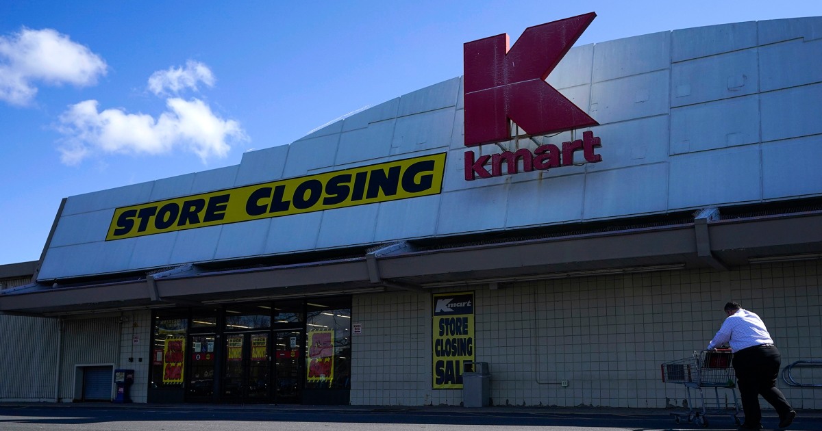 How a young girl found $20 while shopping at Kmart - and the heartwarming  story behind it