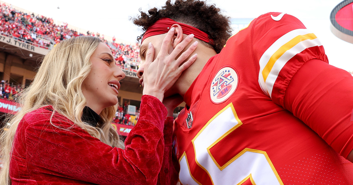 Chiefs star Patrick Mahomes, fiancee Brittany Matthews announce