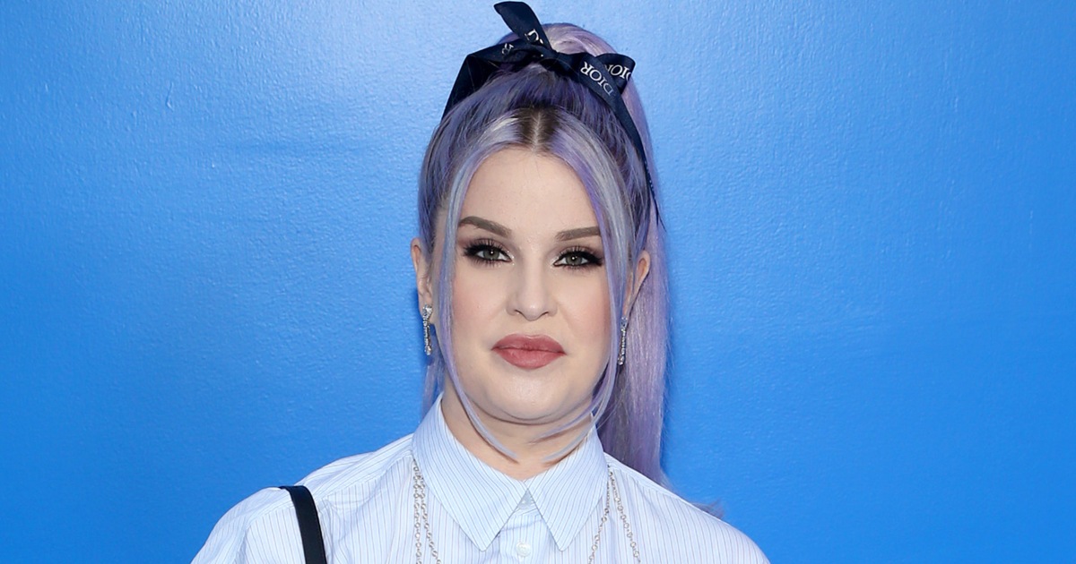 Kelly Osbourne marks 1 year of sobriety with message of gratitude