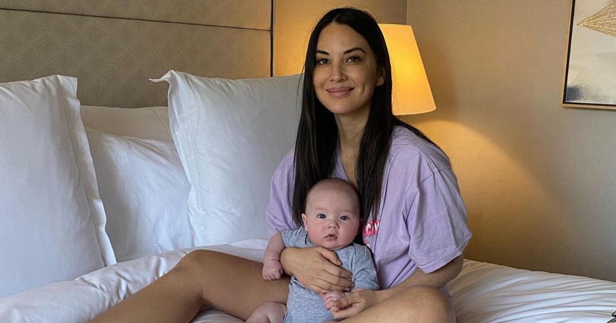 Olivia Munn shares important message about breastfeeding amid baby formula shortage