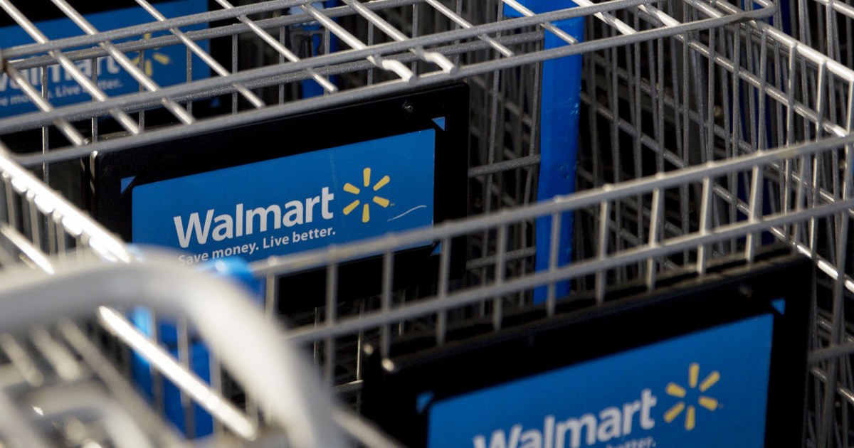 Is Walmart Open on Thanksgiving 2022? Get the Store's Holiday Hours