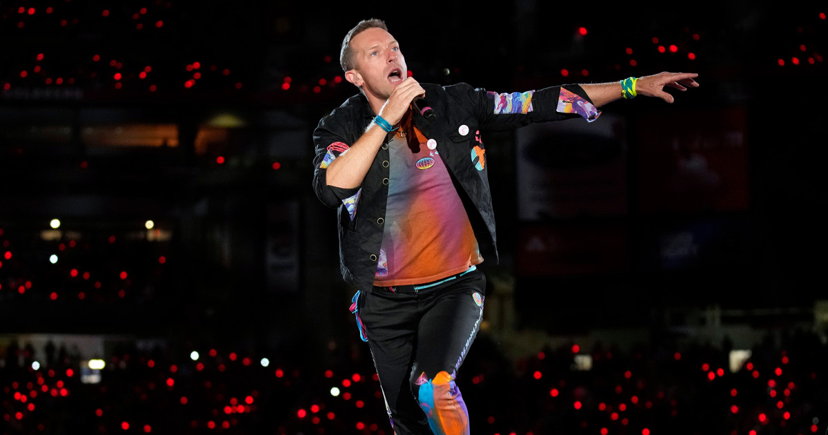 How Coldplay Is Using Fans’ Energy And Dance Moves To Power Their Shows