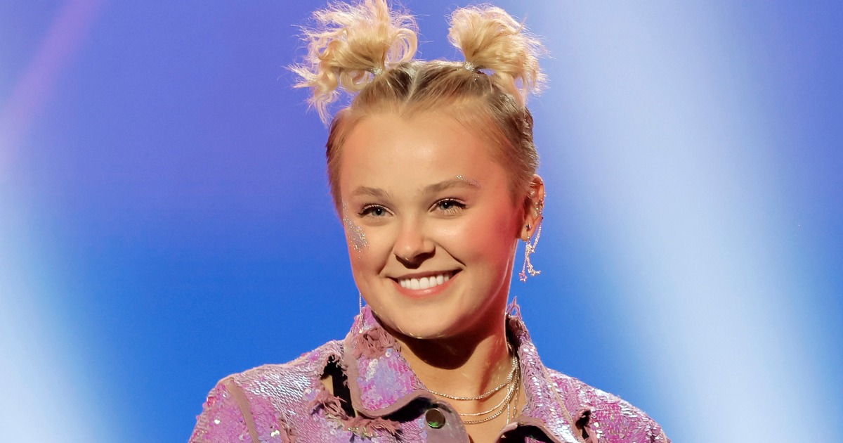 JoJo Siwa opens up about her relationship with Nickelodeon and getting back with Kylie Prew
