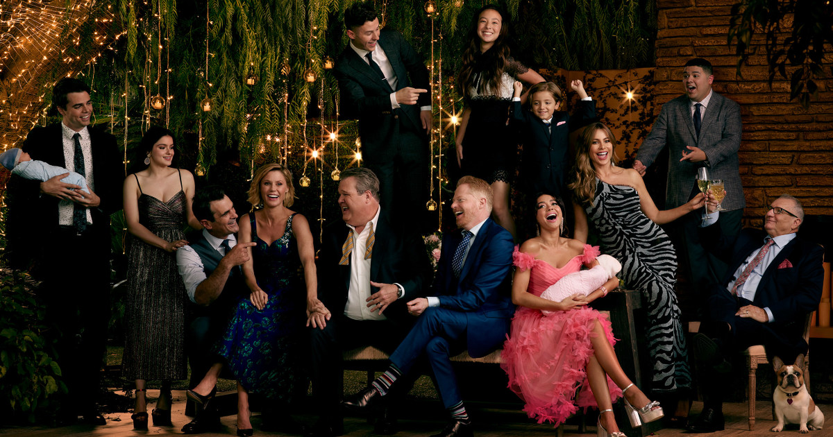 Jesse Tyler Ferguson Had a Surprise Run-in With ‘Modern Family’ Co-Star on the Road