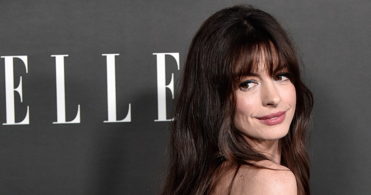 Anne Hathaway Learned to Not 'Live in Fear' of Hatred After
