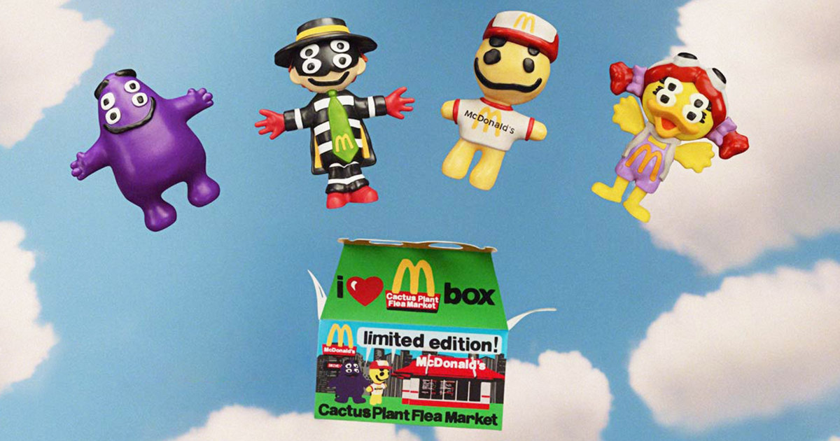 McDonalds Workers Are Unhappy About Adult Happy Meals picture