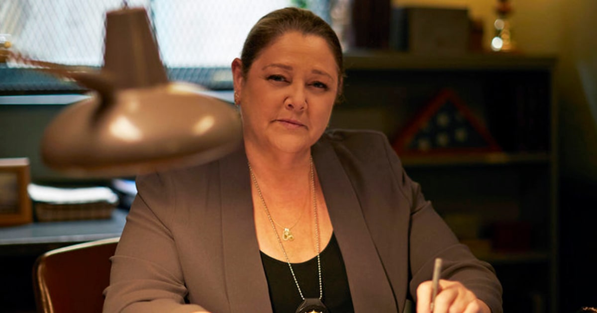 Camryn Manheim on Importance of Using Sign Language on ‘Law &amp; Order’