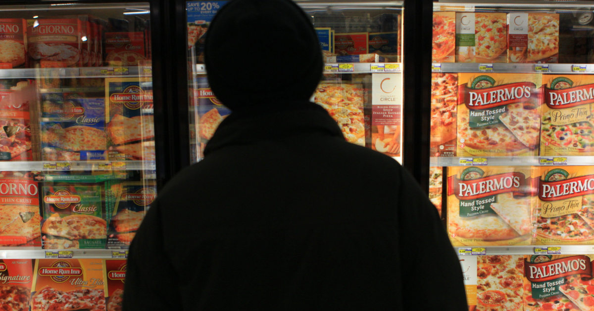 Wisconsin grocery store’s neverending frozen pizza section goes viral