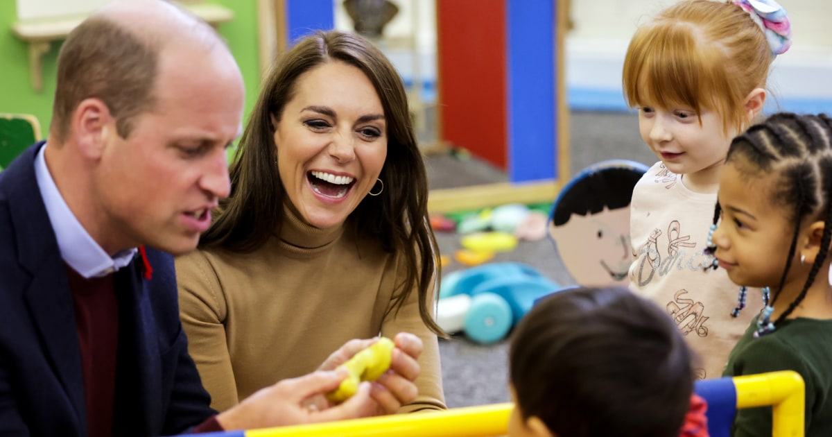 Prince William and Kate react as adorable girl in princess dress crashes speech