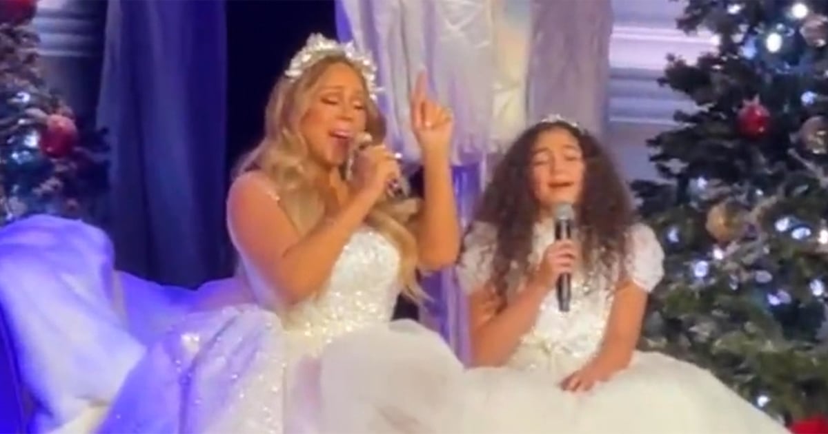 Mariah Carey Sings Christmas Duet With Daughter 