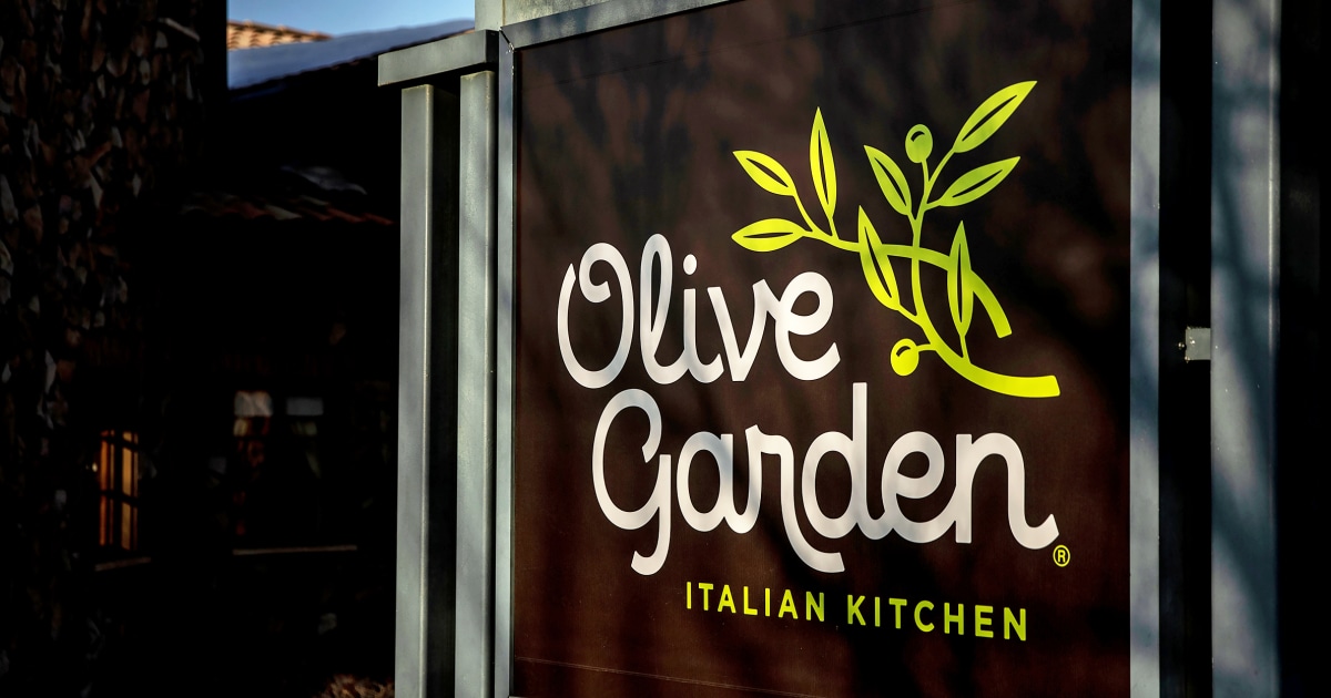 Olive Garden Manager Fired After TimeOff Tirade ‘If Your Dog Died