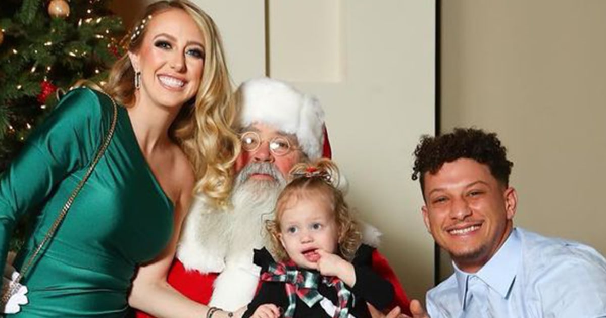 See Brittany and Patrick Mahomes' Daughter Sterling Meet Santa
