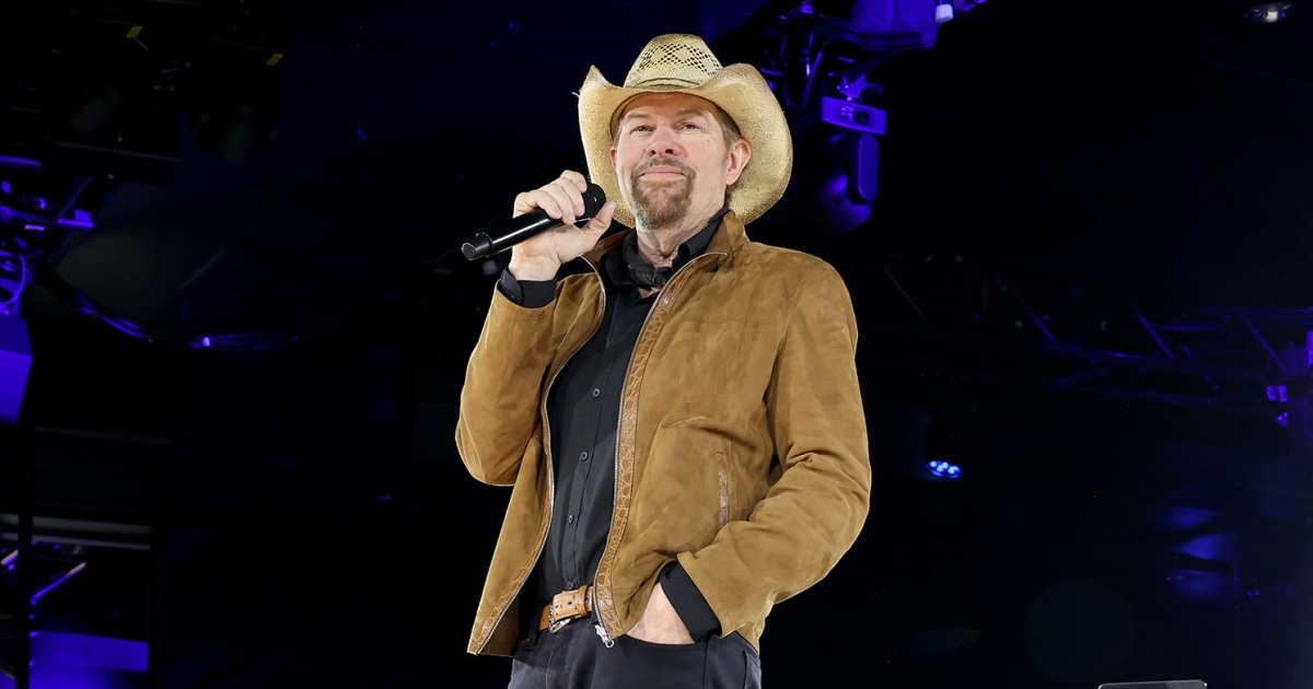  Toby Keith is letting fans know that he has every intention of getting back into fighting form and possibly hitting the road again to perform The 61 year old country music star who revealed in June that she had been diagnosed with stomach cancer in the fall of 2021 and had been undergoing treatment for several months shared a health update on her condition during a recent interview with CMT Hot 20 Countdown In a video excerpt from the interview Keith revealed that despite the difficulties of his diagnosis and treatment he was optimistic about the future I m thinking about getting back into fighting shape I need a bit of time to rest and heal the Red Solo Cup singer said It s quite debilitating to have to go through all that but as long as everything stays in order we will see something good in the future he added Toby Keith seen here performing in November at the 2022 BMI Country Awards in Nashville Tennessee told fans he hoped to get back to fighting shape after his treatment for stomach cancer Jason Kempin Getty Images for BMIKeith initially told fans about his cancer diagnosis in a social media post in June Last fall I was diagnosed with stomach cancer the singer tweeted at the time I have spent the last 6 months receiving chemotherapy radiation and surgery So far so good I need time to breathe recover and relax I really want to spend this time with my family But I ll see the fans sooner rather than later I can t wait she added According to the American Cancer Society stomach cancer also known as gastric cancer occurs when cells in the stomach begin to grow out of control Last month Keith was honored with a BMI Icon Award at the BMI Country Awards in Nashville The singer gave a 12 minute acceptance speech and also performed at the ceremony according to the Taste of Country website Feeling the love Keith wrote alongside photos from the ceremony that he later posted to Instagram I was proud to accept the BMI Icon Award on Tuesday night Thank you BMI for all you ve done over the years and thanks to carrieunderwood ericchurchmusic deandillonmusic and scottyemerick for the fantastic tributes Related Gina Vivinetto is a writer for TODAY com She lives in Asheville North Carolina where she spends her free time walking reading and snuggling with her Friends box She and her wife Molly are the proud mothers of two stray cats Sophie and Pierre and a rescue dog named Gracie Source link  