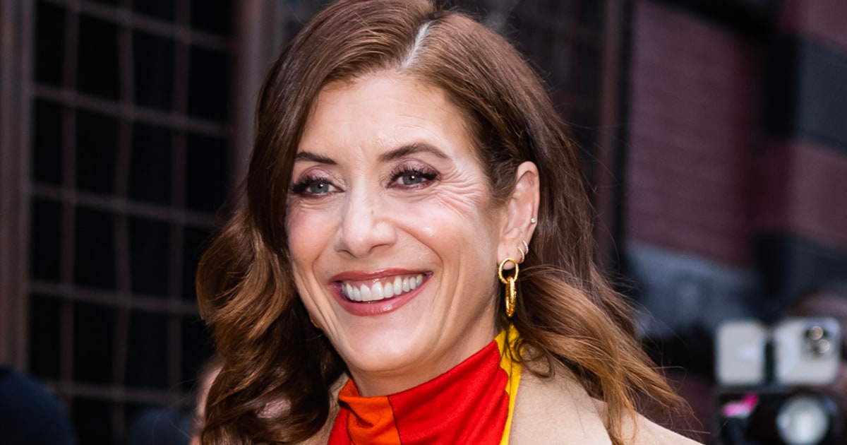 Kate Walsh Calls Herself the ‘Elder Statesman’ Of ‘Grey’s Anatomy’