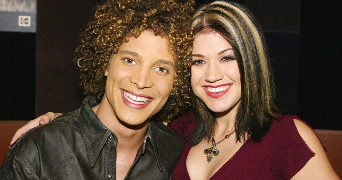 Kelly Clarkson, Justin Guarini hablan entre bastidores de los recuerdos ...