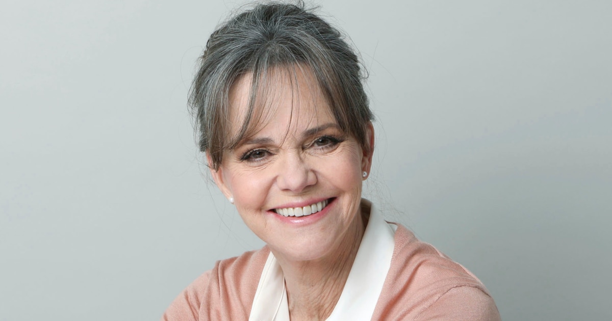 Sally Field to Receive SAG Life Achievement Award