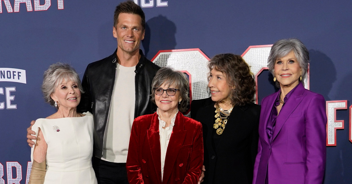 Stars Who Absolutely Dazzled at the '80 for Brady' Premiere – SheKnows