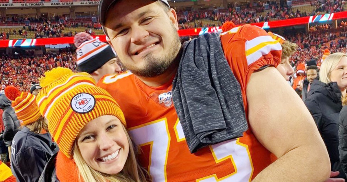 Nick Allegretti's family celebrates his first touchdown