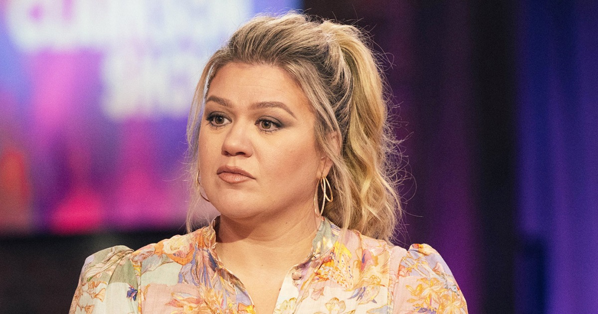 Kelly Clarkson's 2 Children: Everything to Know