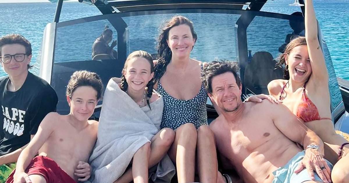 Mark Wahlberg's 4 Children: Everything to Know