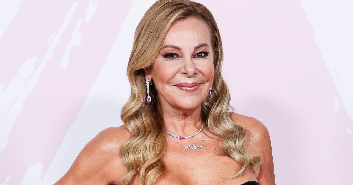 After her son died from cancer at 27, Spanish actor Ana Obregón his child via surrogate