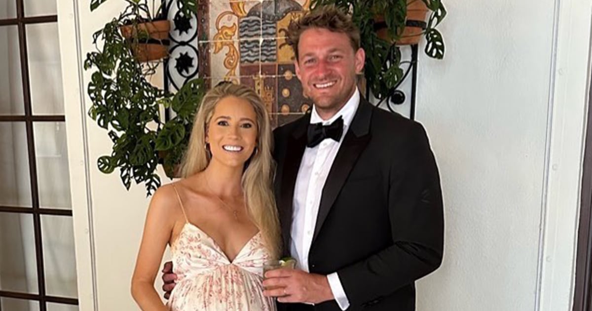 Cassidy Gifford Shows Off Her Baby Bump in New Family Picture