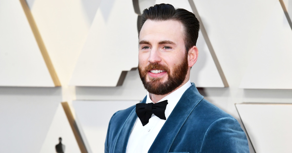 Chris Evans Says Hes Too ‘scared To Host ‘snl