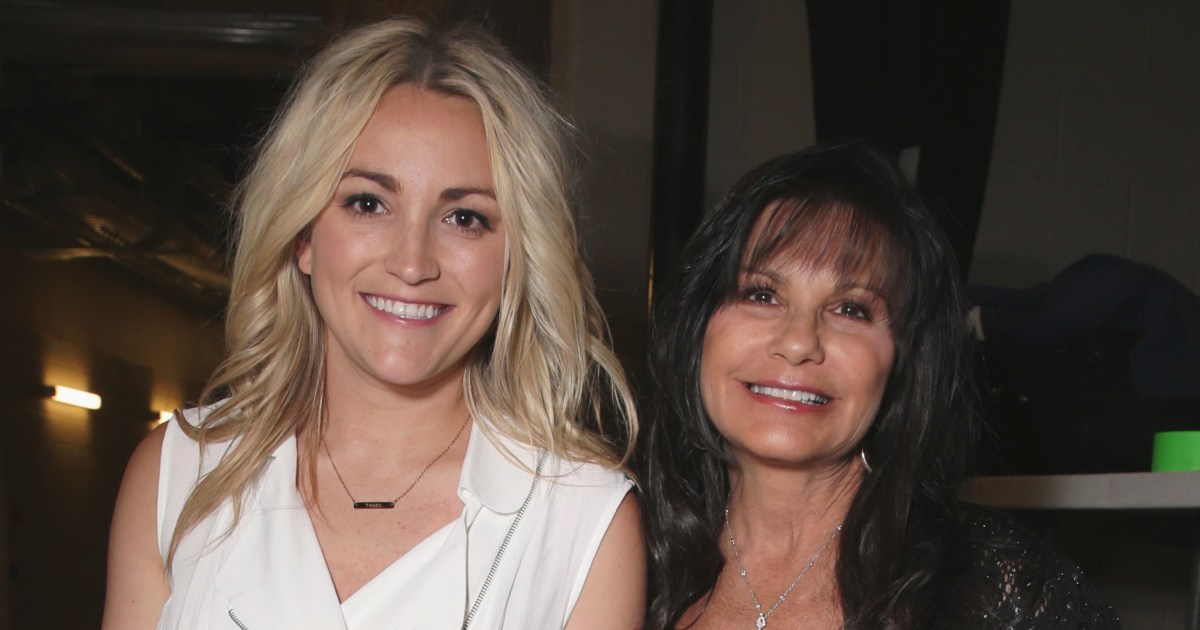 Jamie Lynn Spears shares rare photo of daughters with 'mee-maw' Lynne ...