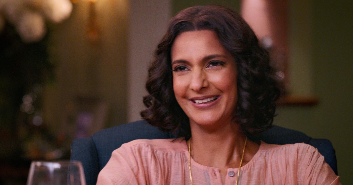 Poorna Jagannathan On Devi's Mom Finding Love In 'Never Have I Ever'