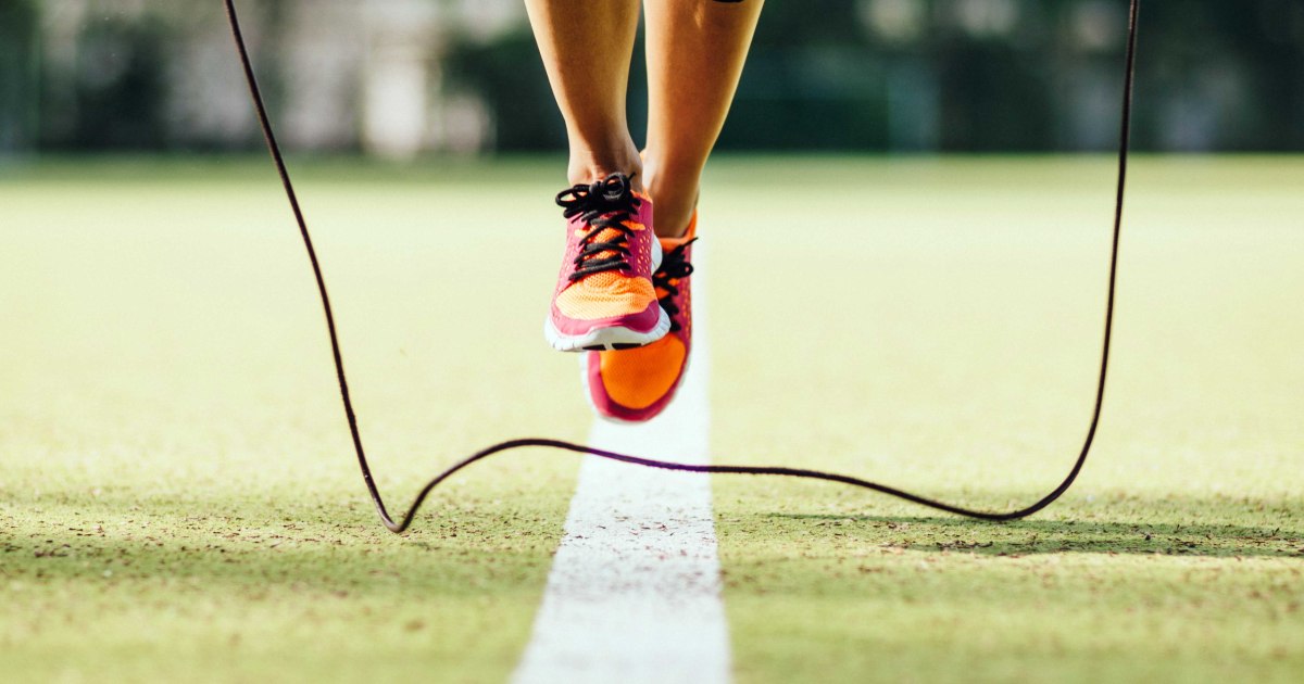 Try This 15-Minute Jump Rope Workout For Beginners