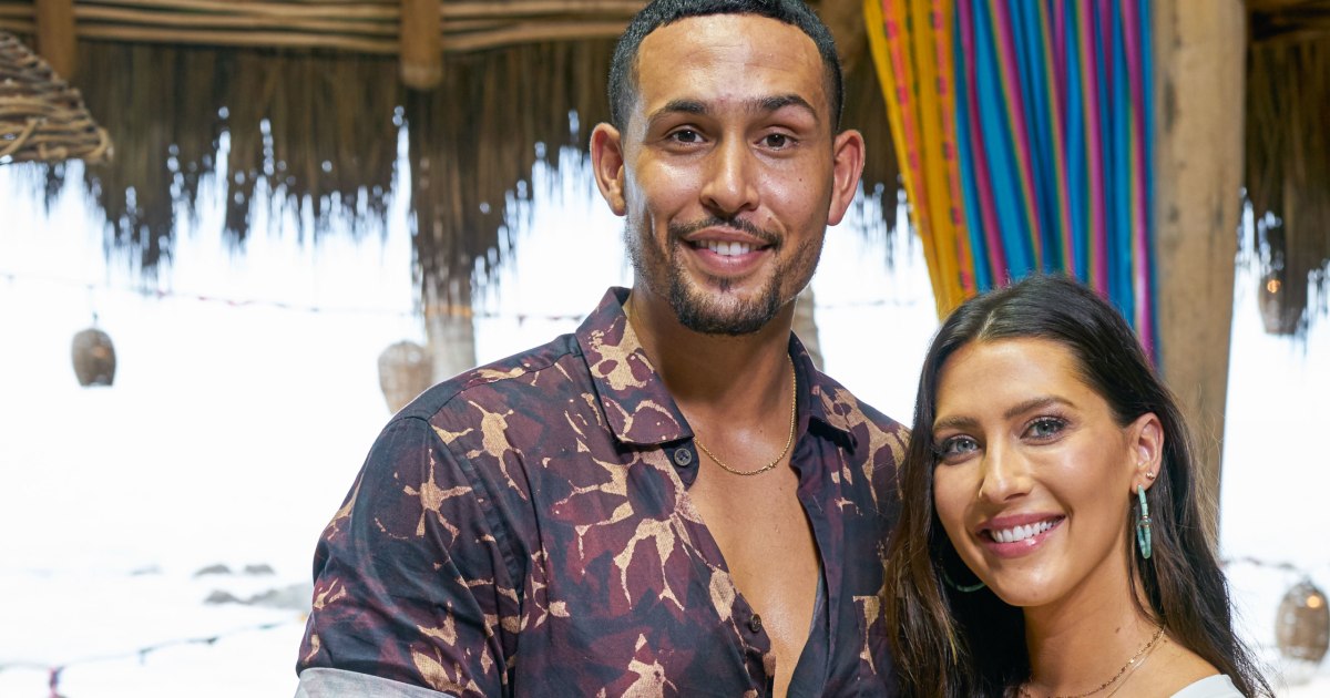 ‘Bachelorette’ Becca Kufrin 1st Child With Thomas Jacobs