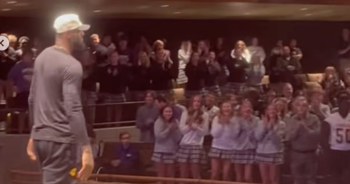 LeBron James Surprises Minnesota High School That Hosted Him for