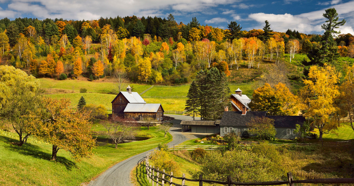 Vermont Town Closing Road Near Sleepy Hollow Farm Due To Fall Foliage ...