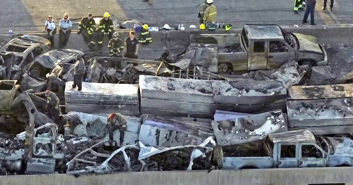 7 Dead After Over 150 Vehicles Involved In Pileup On I 55 In Louisiana