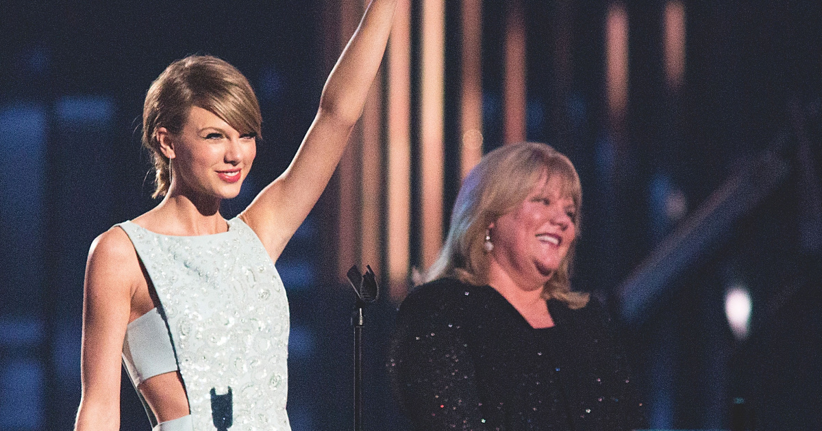 Taylor Swift’s Mom, Andrea, Beams At ‘Eras Tour’ Movie Premiere
