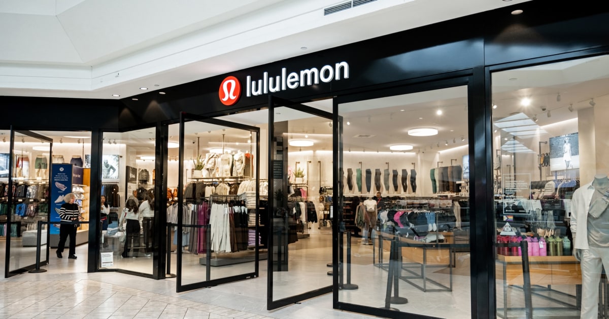 Why You Should Buy Your Workout Clothes at Lululemon's Cyber