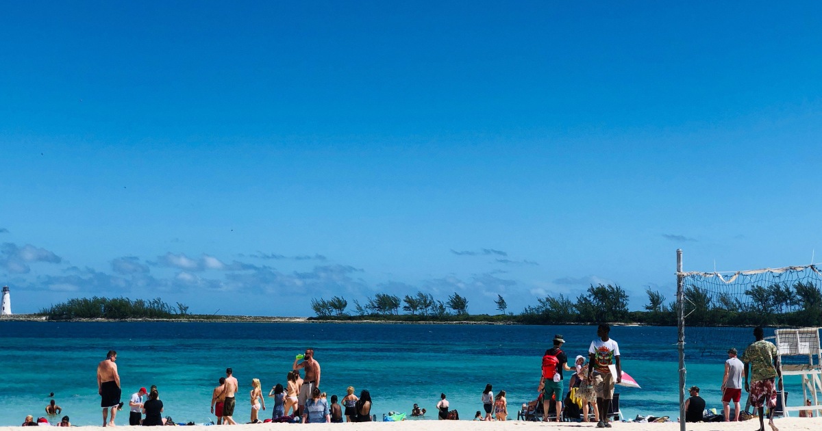 American Tourist Killed in Shark Attack in Bahamas While Paddleboarding