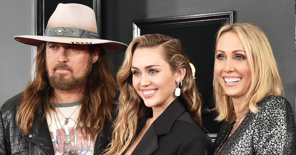 Miley Cyrus’ Parents: What She's Said About Her Mom And Dad