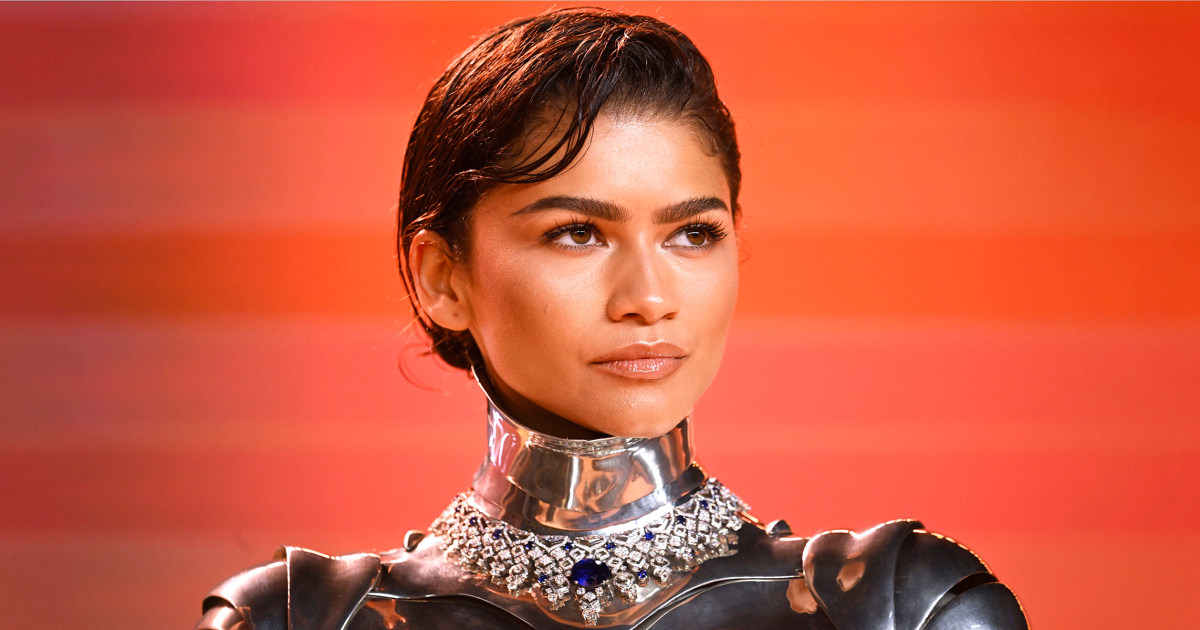 Zendaya Attends 'Dune: Part Two' World Premiere in Mugler Robot Outfit
